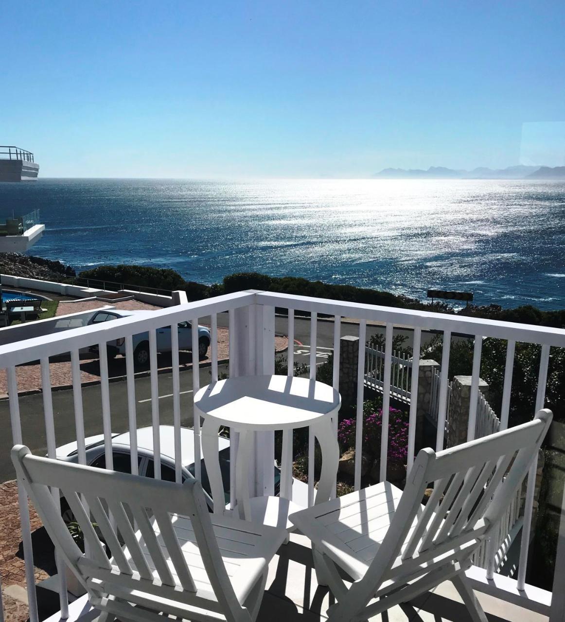 Whaletale Apartment De Kelders Exterior photo