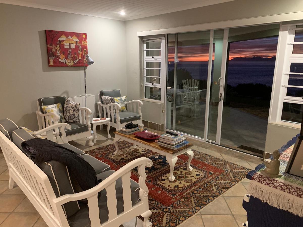 Whaletale Apartment De Kelders Exterior photo